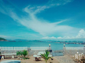 Отель Rubtawan Sichang Resort  Tha Thewawong